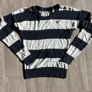 Hollister-co Women's Navy and Blue Jumper